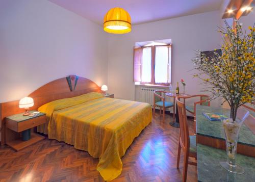 Affittacamere Villa Gigli客房内的一张或多张床位