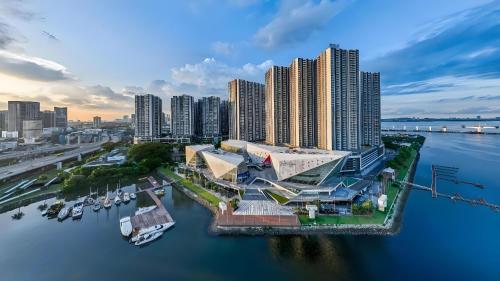 R&F Princess Cove Seine Region by FUJU with Seaview at JB City Centre#Adjacent to Singapore#5 mins walk to ClQ#Free Parking#中英文房东