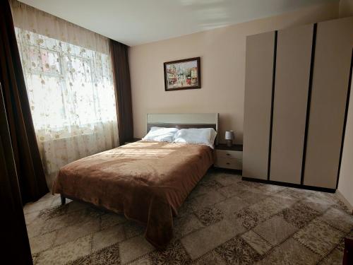 GUM University Apartment