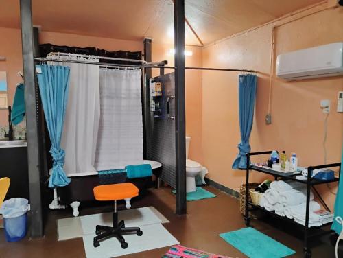 Ping's Tiny Home self-check in & out private