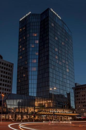 Grand Plaza Hotel & Congress Center