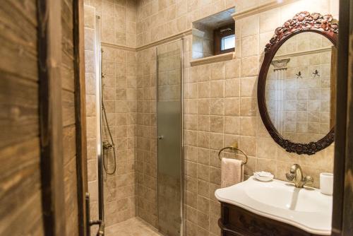 Luxus Wellness Apartman的一间浴室