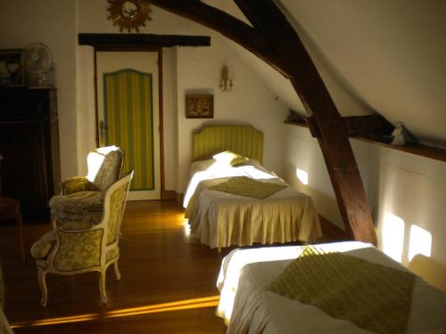 乐漠林卡尼尔酒店客房内的一张或多张床位