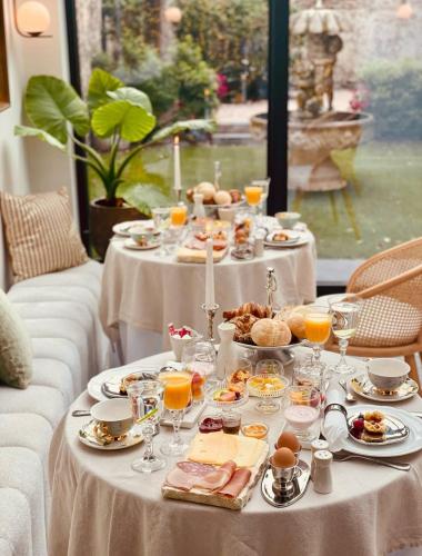 The Burgundy - Boutique B&B