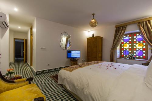 Riad Amor - Suite & Spa的一间客房