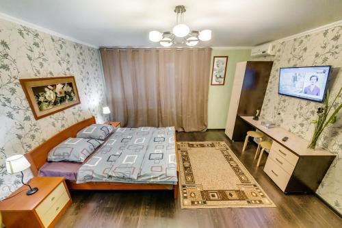Apartament on Filimonovskaya (#6)的一间客房