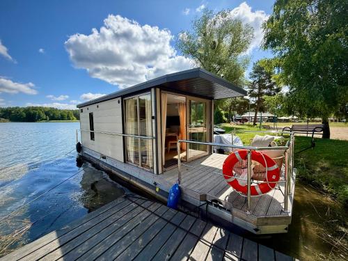 Houseboat La Mare - Ośrodek 