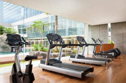 瑞信达卡拉旺酒店的健身中心和/或健身设施