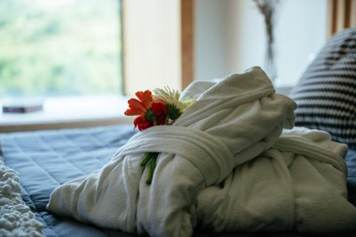 博南萨特拉酒店客房内的一张或多张床位