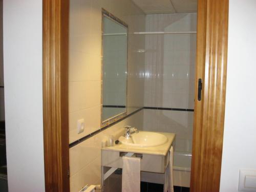 圣朱利安酒店的一间浴室