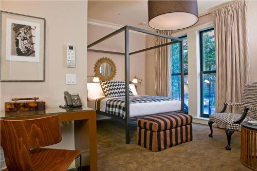 圣波托尔福酒店客房内的一张或多张床位