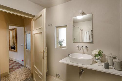 Appartamento Stellario的一间浴室