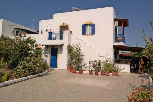 Mina's Studios in Naxos Island平面图