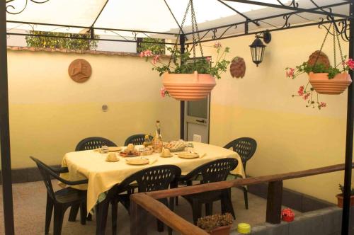 菲乌梅夫雷多迪西奇利亚太阳的色彩住宿加早餐旅馆的相册照片