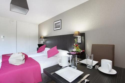 马赛市奥德利圆顶公寓式酒店的一间客房