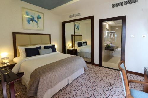 迪尔拉萨玛雅酒店客房内的一张或多张床位