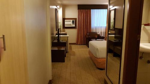 马尼拉海滨大厦酒店的相册照片