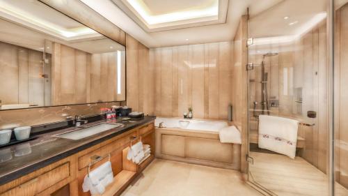 杭州西湖国宾馆的一间浴室