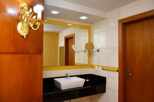 Hotel Girassol的一间浴室