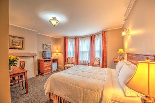 索纳塔旅馆客房内的一张或多张床位