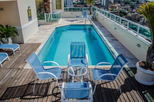 勃朗峰公寓酒店-杜克卡西亚斯内部或周边的泳池