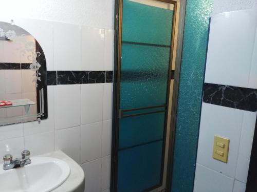 Hotel Campestre Kosta Azul的一间浴室
