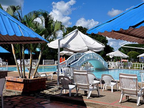 Hotel Campestre Kosta Azul内部或周边的泳池