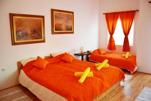 Guest House Farkaš客房内的一张或多张床位