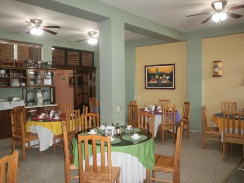Hotel San Jorge餐厅或其他用餐的地方