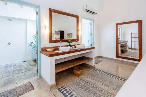 萨穆德拉海滨别墅的一间浴室