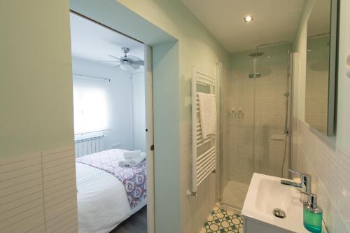 Apartamento Turístico la Concordia的一间浴室