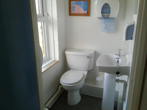 霍伊斯国际青年旅舍的一间浴室