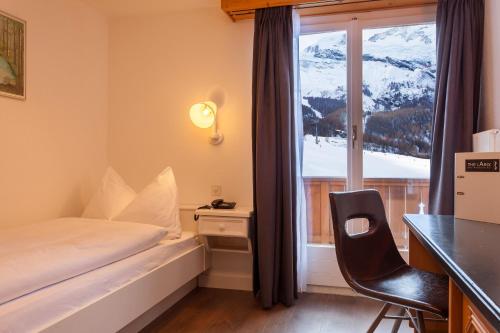 萨斯费Hotel THE LARIX ski-in ski-out的相册照片