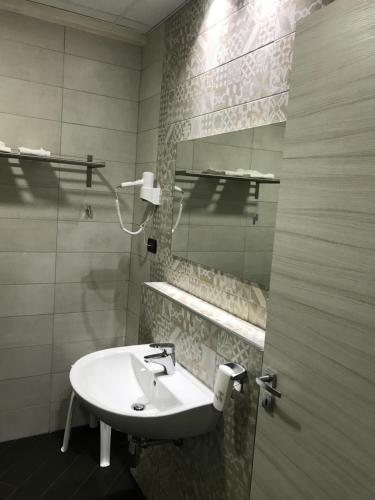 托斯卡诺酒店的一间浴室