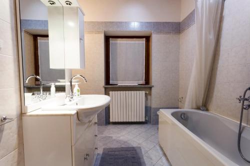 马丁乡村公寓的一间浴室