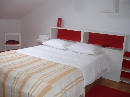 Casa de Hóspedes Porto Pim客房内的一张或多张床位