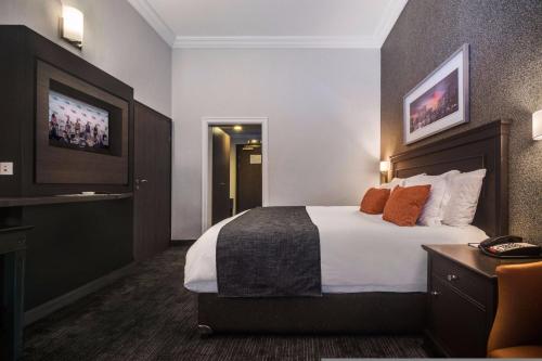 BON Hotel Abuja客房内的一张或多张床位
