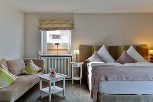 Hotel Uthland客房内的一张或多张床位