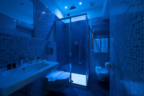 圣法兰西丝科酒店的一间浴室