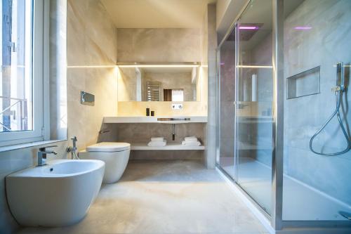 维托里亚诺奢华套房旅馆的一间浴室
