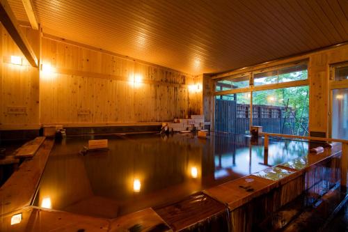 Miyama Ouan Kyoritsu Resort内部或周边的泳池