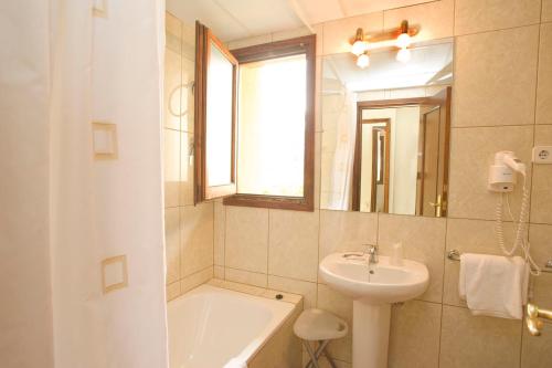伊布拉达酒店的一间浴室