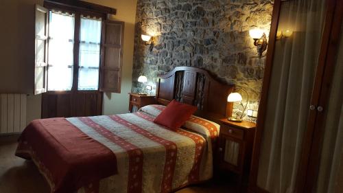 Hotel Rural Casa Cueto客房内的一张或多张床位