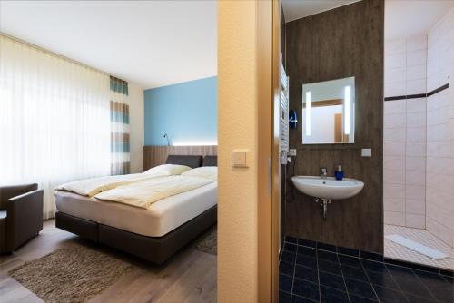 Hotel & Gasthaus Nagel的一间浴室