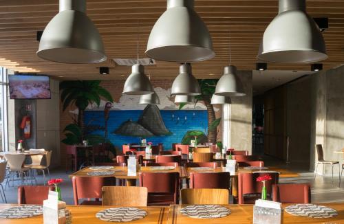 Ribalta Hotel Barra da Tijuca by Atlantica餐厅或其他用餐的地方