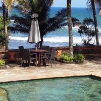 伽亚米娜海滩度假酒店，位于塞莱马德加Balian Beach的酒店