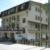 Albergo Ristorante Regina,位于Bognanco的酒店
