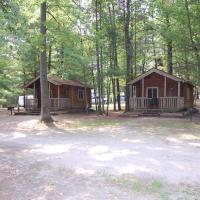 St. Clair Camping Resort，位于MarysvilleSt. Clair County International Airport - PHN附近的酒店
