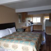Townhouse Inn & Suites，位于克拉马斯福尔斯克拉马斯福尔斯机场 - LMT附近的酒店
