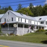 The Sterling Inn，位于Caratunk的酒店